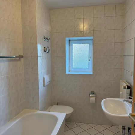 Wunderschoene Ferien- Und Monteurswohnung Suedlich Von Leipzig In Naehe A72 Bohlen (Saxony)