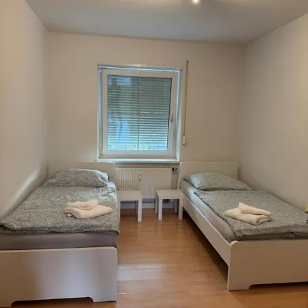 Wunderschoene Ferien- Und Monteurswohnung Suedlich Von Leipzig In Naehe A72 Lägenhet