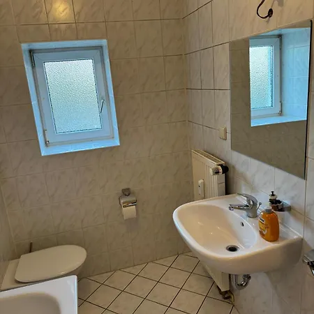 Wunderschoene Ferien- Und Monteurswohnung Suedlich Von Leipzig In Naehe A72 Lägenhet